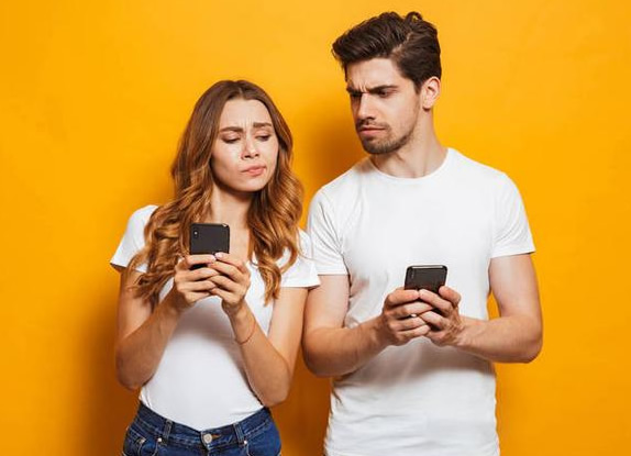 成都市私家偵探教你從手機中查找出軌的證據(jù)