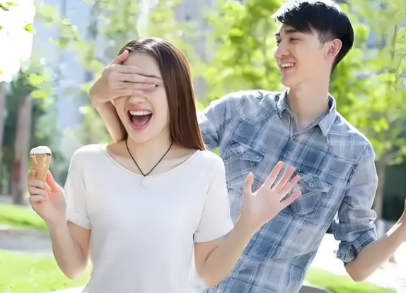 以下三大禁忌值得每個(gè)在出軌中掙扎的人警惕